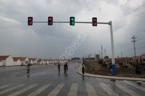 八角菱形桿信號(hào)燈-002